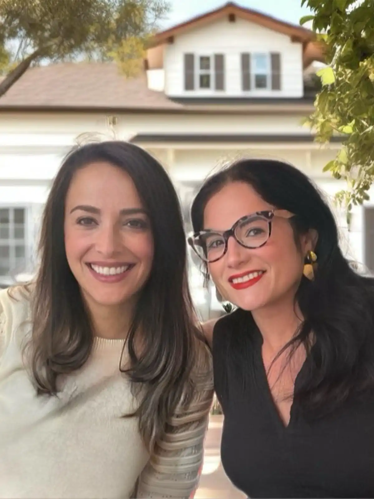 Jennifer Ross & Sari Shaw photo