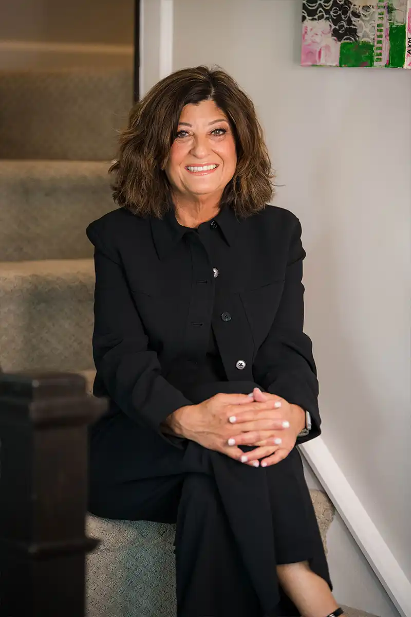 Lori Shanahan photo