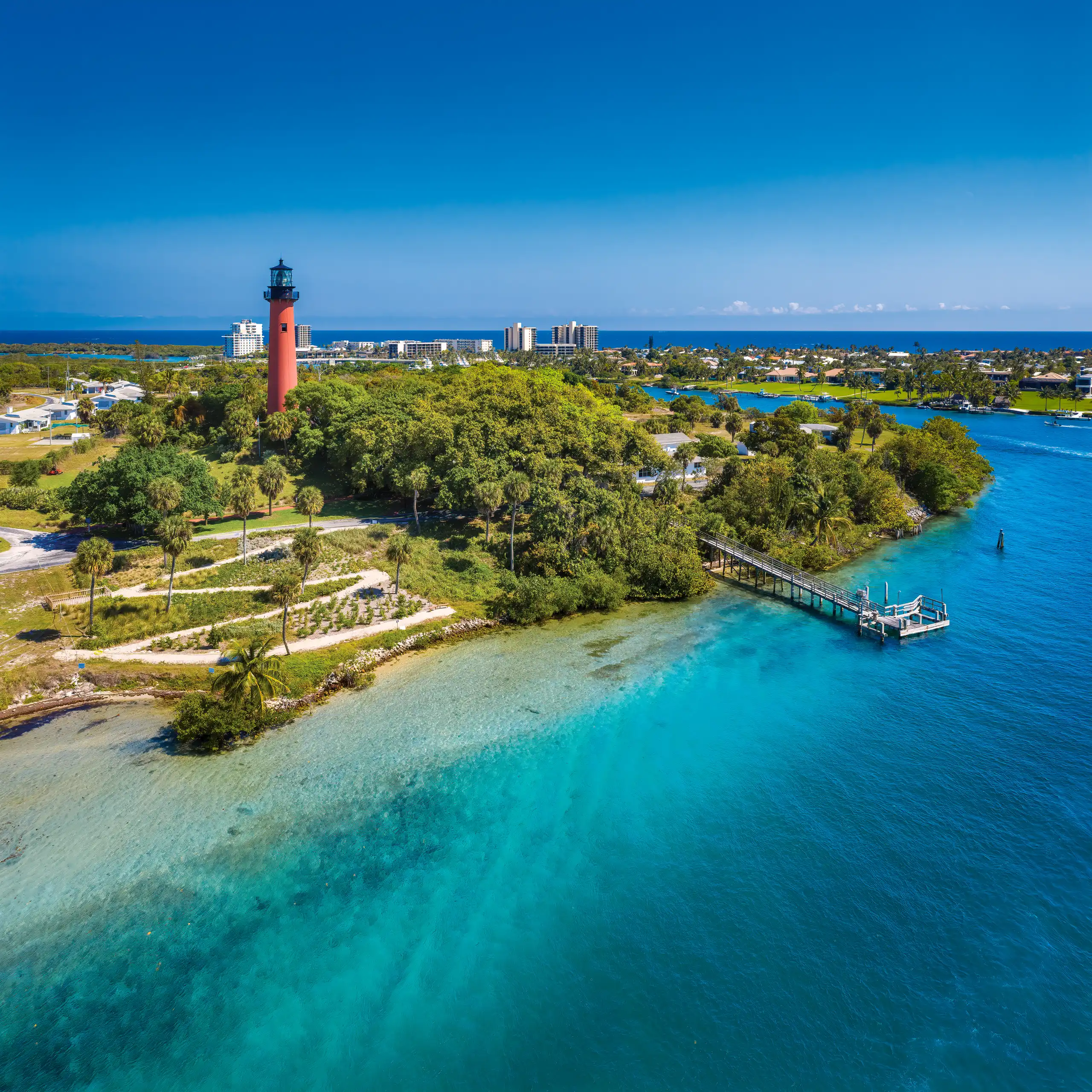 A local perspective on rediscovering Jupiter at the River to Reef Art Festival. After nearly 20 years of living in Jupiter, we thought we had experienced everything the area has to offer. Yet like many longtime residents, there are still familiar places we pass by without fully exploring. One of those places was the Jupiter Inlet Lighthouse & Museum—until attending the River to Reef Art Festival gave us a new reason to experience it.