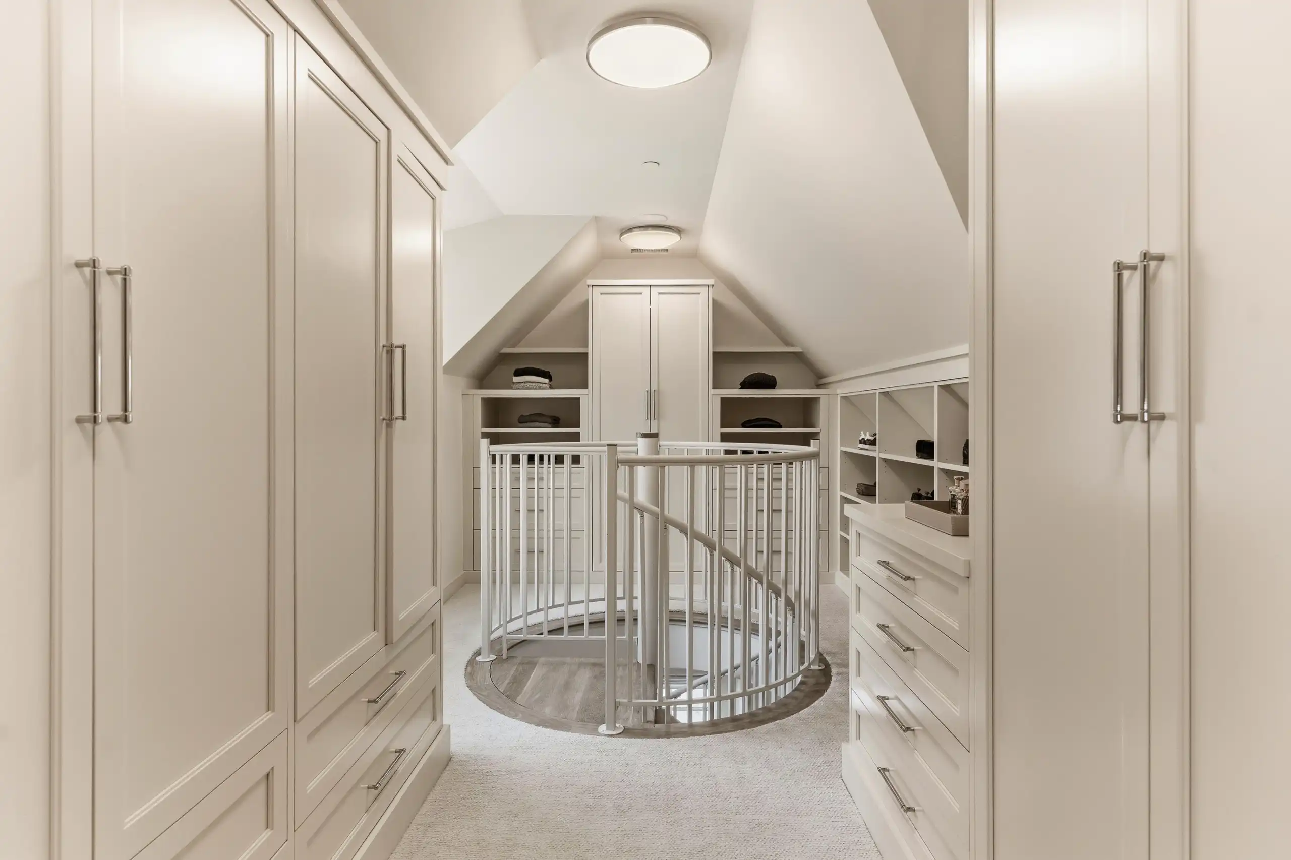 HommockInterior-V2Thomas closet with color edit-06215