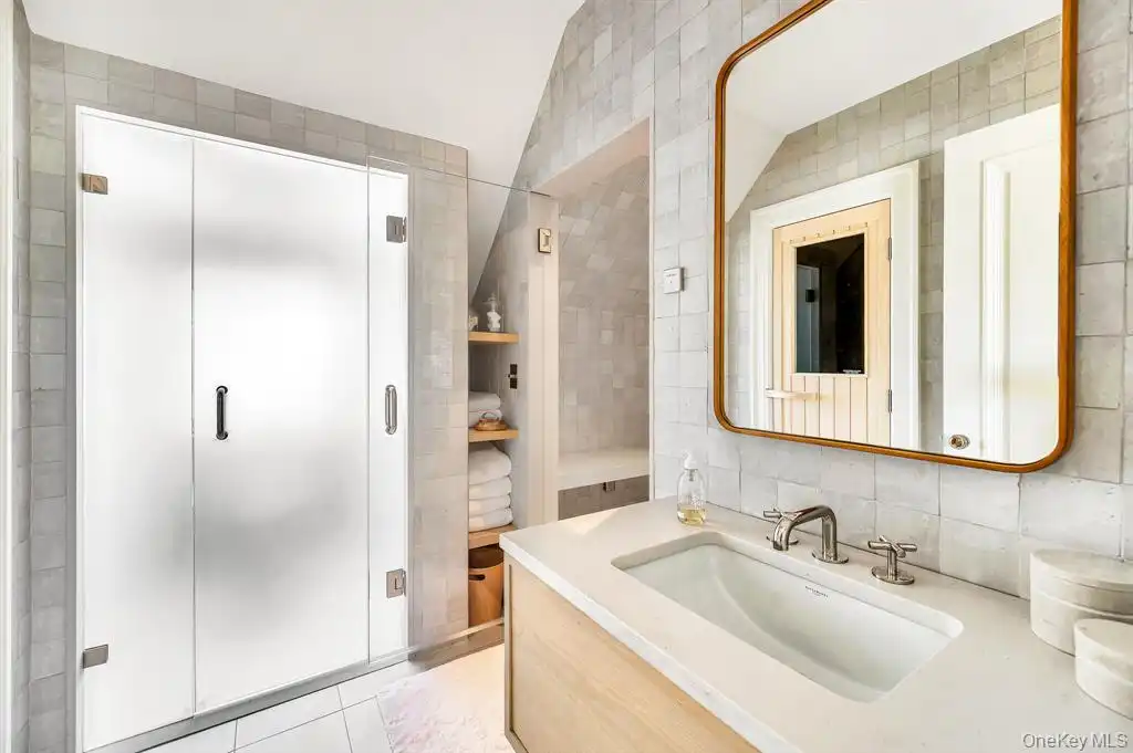 HommockInterior-bathroom 6