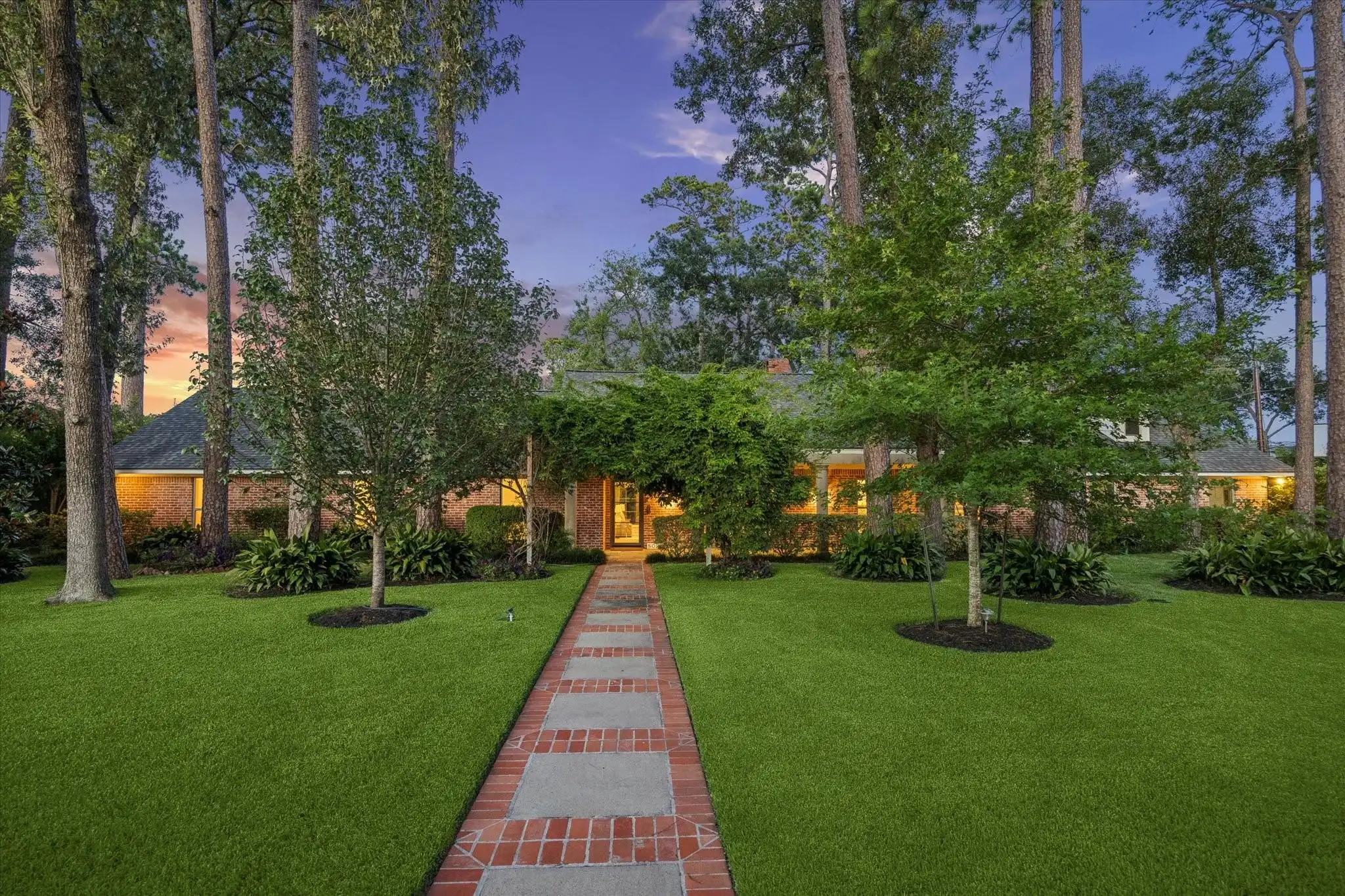Wooded residential street in Memorial