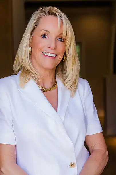 Christi Jones photo