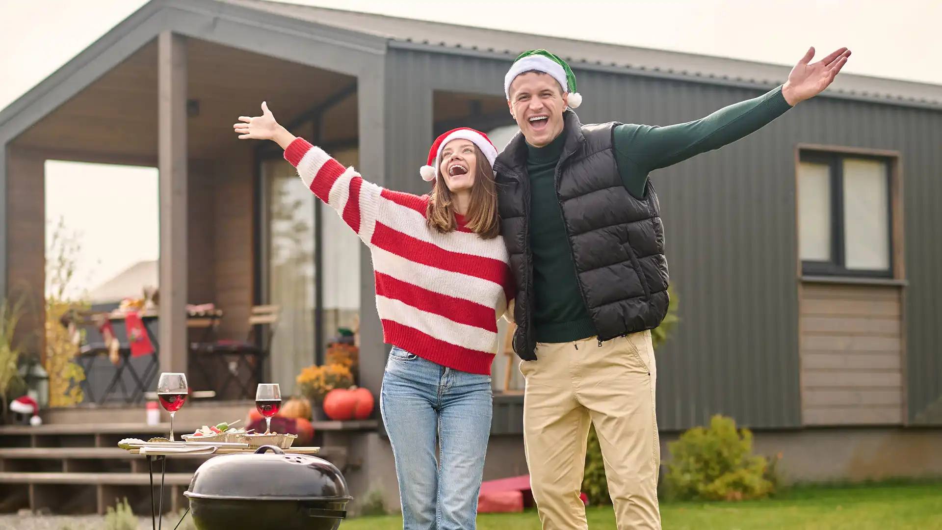 Buying or Selling During the Holidays? Here’s How to Stay Sane