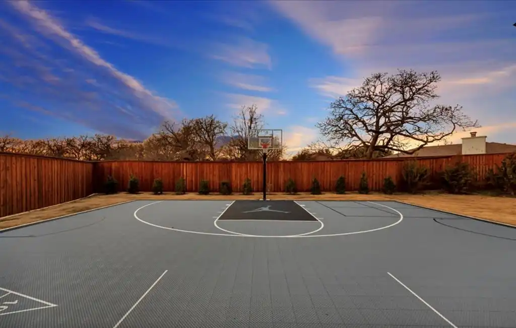 Basketball property listed by Tommy Pistana