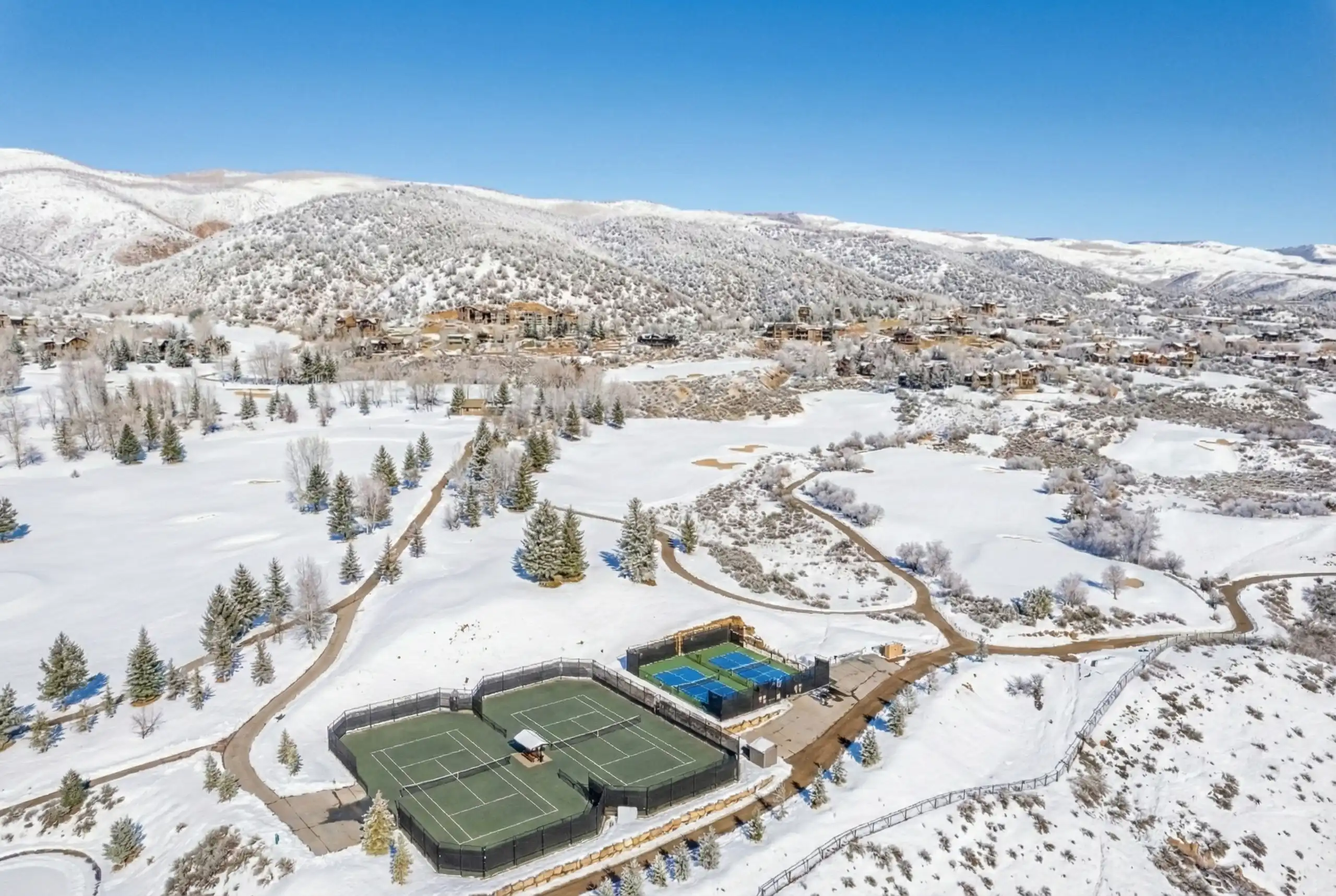 Tennis and Padel property listed by Tye Stockton