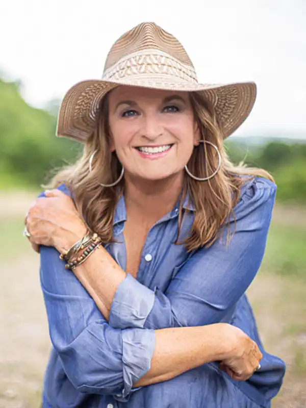 Amy Cannon photo