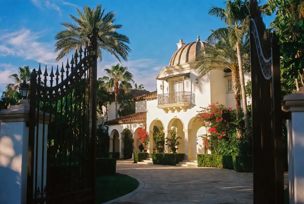 Luxury Real Estate in Palm Beach — The Complete Island Guide