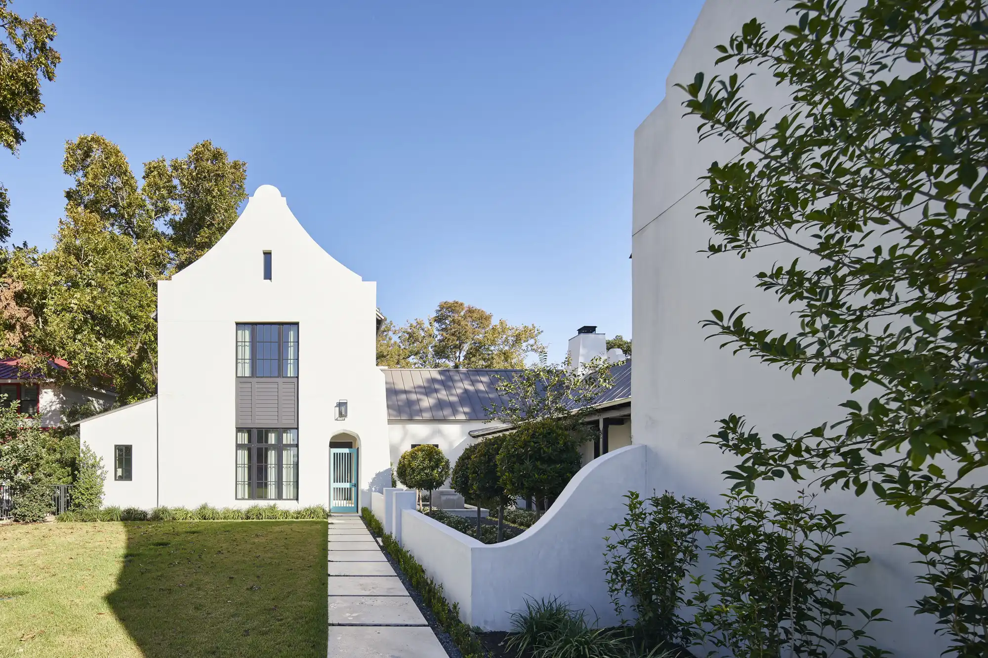 dale dibello lakeside home