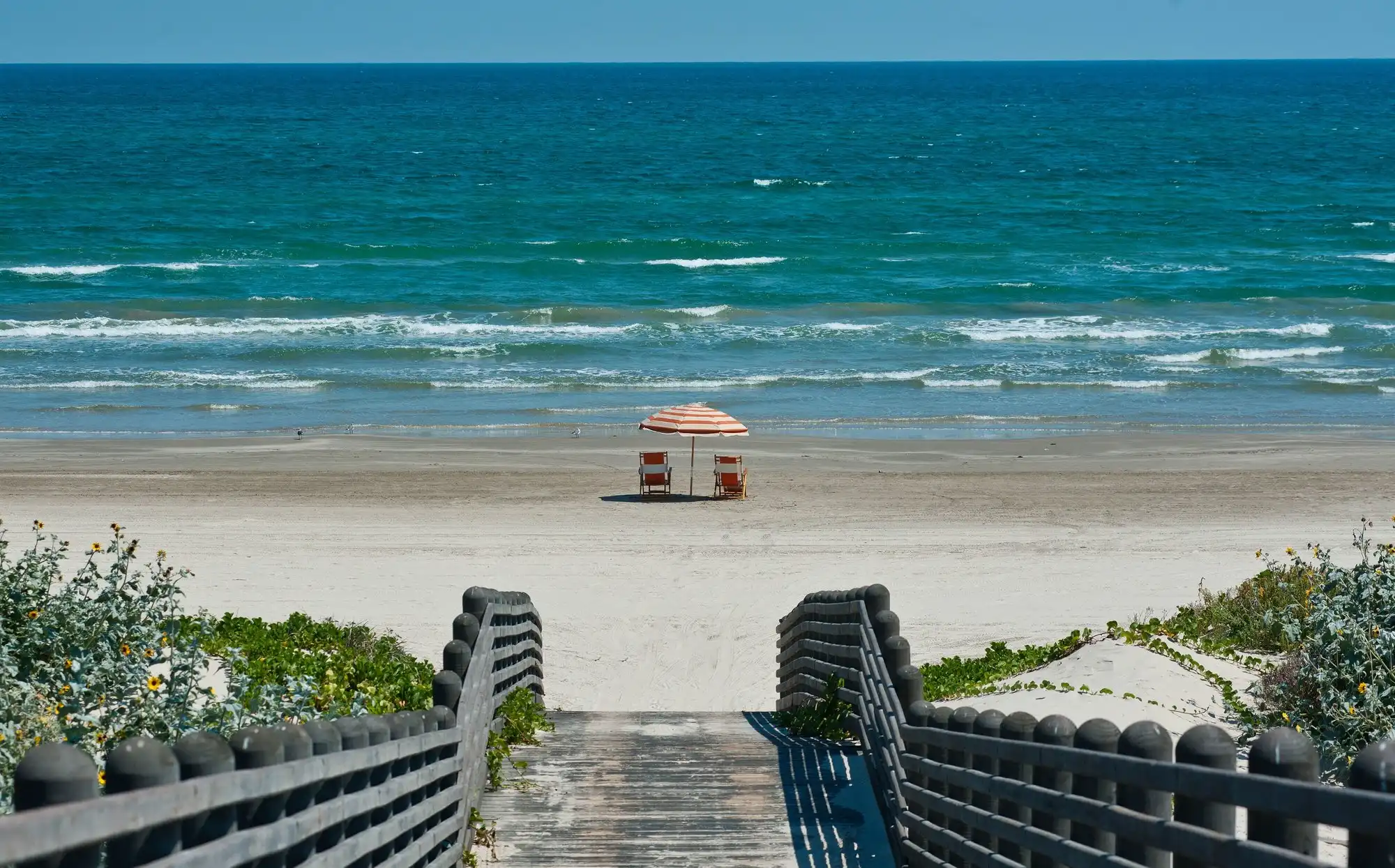 cinnamon shore crossover to beach
