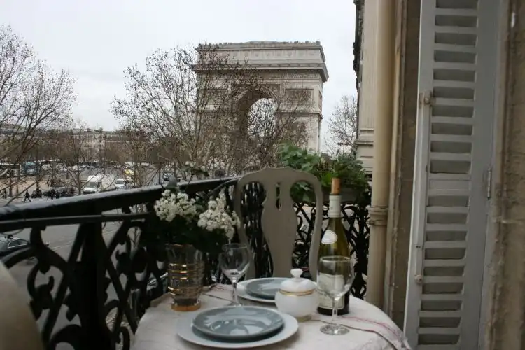 A monumental view in Paris