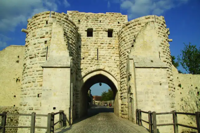 Porte St Jean in Provins