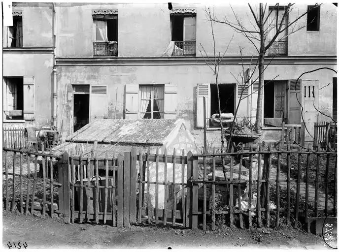 Regard Lecouteux Paris 19