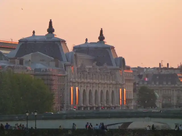 Real estate prices in Paris: a guided tour of the arrondissements