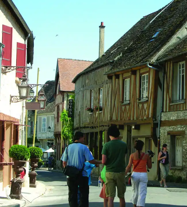 la rue Couverte in Provins