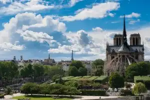 view_from_quai_dorleans