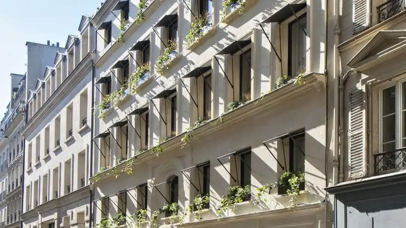Vacant office block turned into luxury hotel